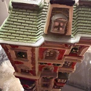 Dept 56 Italian Ristorante — Retired